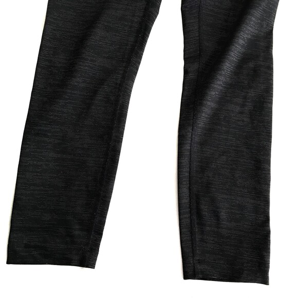 SOLD  Outdoor Voices Techsweat Flex Crop 3/4 Leggings Small Heather Black Pocket - Picture 5 of 9